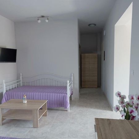 Paulsia Apartments Psinthos Exterior foto